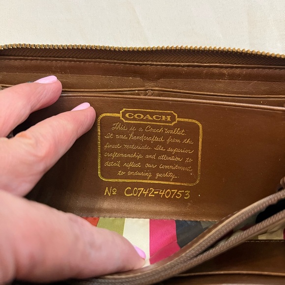 COACH 100% Authentic Y2K Denim Shoulder Bag with Matching Wallet. - Picture 9 of 10